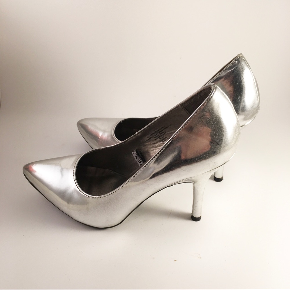 Silver Mirror Pumps